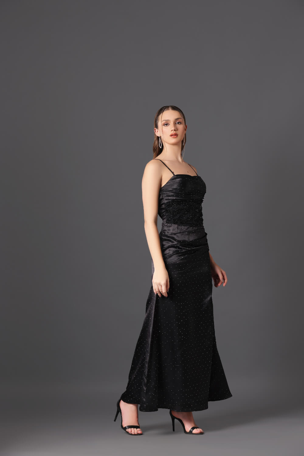 Cosmos Sparkle Couture - Meeami Fashion