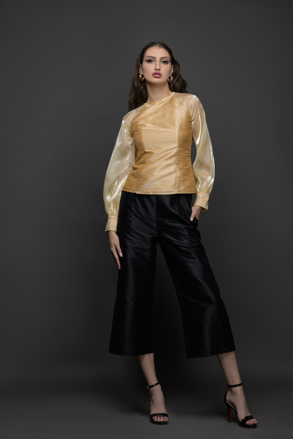 Golden Noir Top - Meeami Fashion