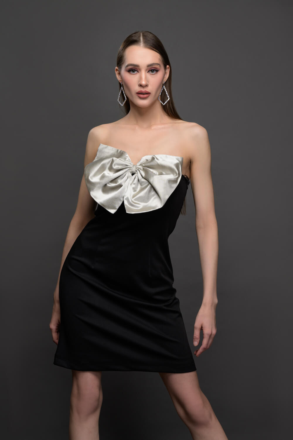 Midnight Ruffle Dress - Meeami Fashion