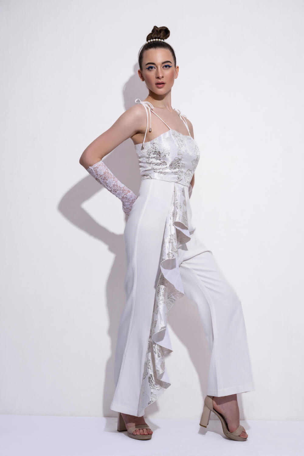 Pelican Frill Jumpsuit - Meeami Fashion