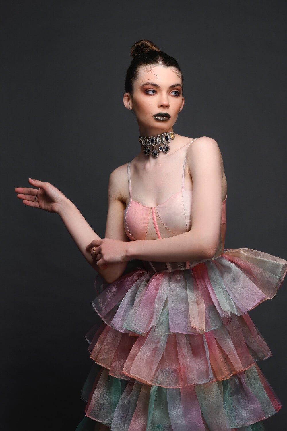 Long Queen Dress - Meeami Fashion