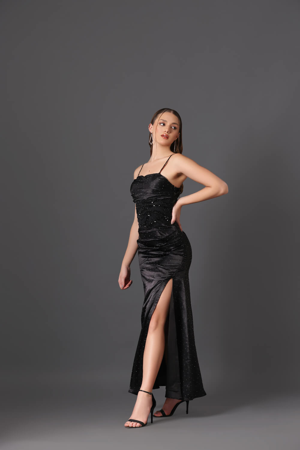 Cosmos Sparkle Couture - Meeami Fashion