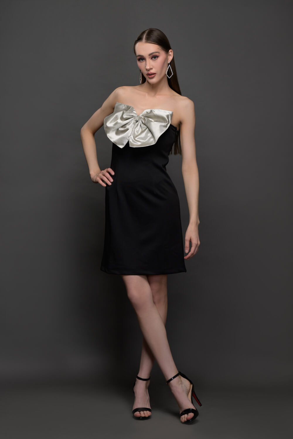 Midnight Ruffle Dress - Meeami Fashion