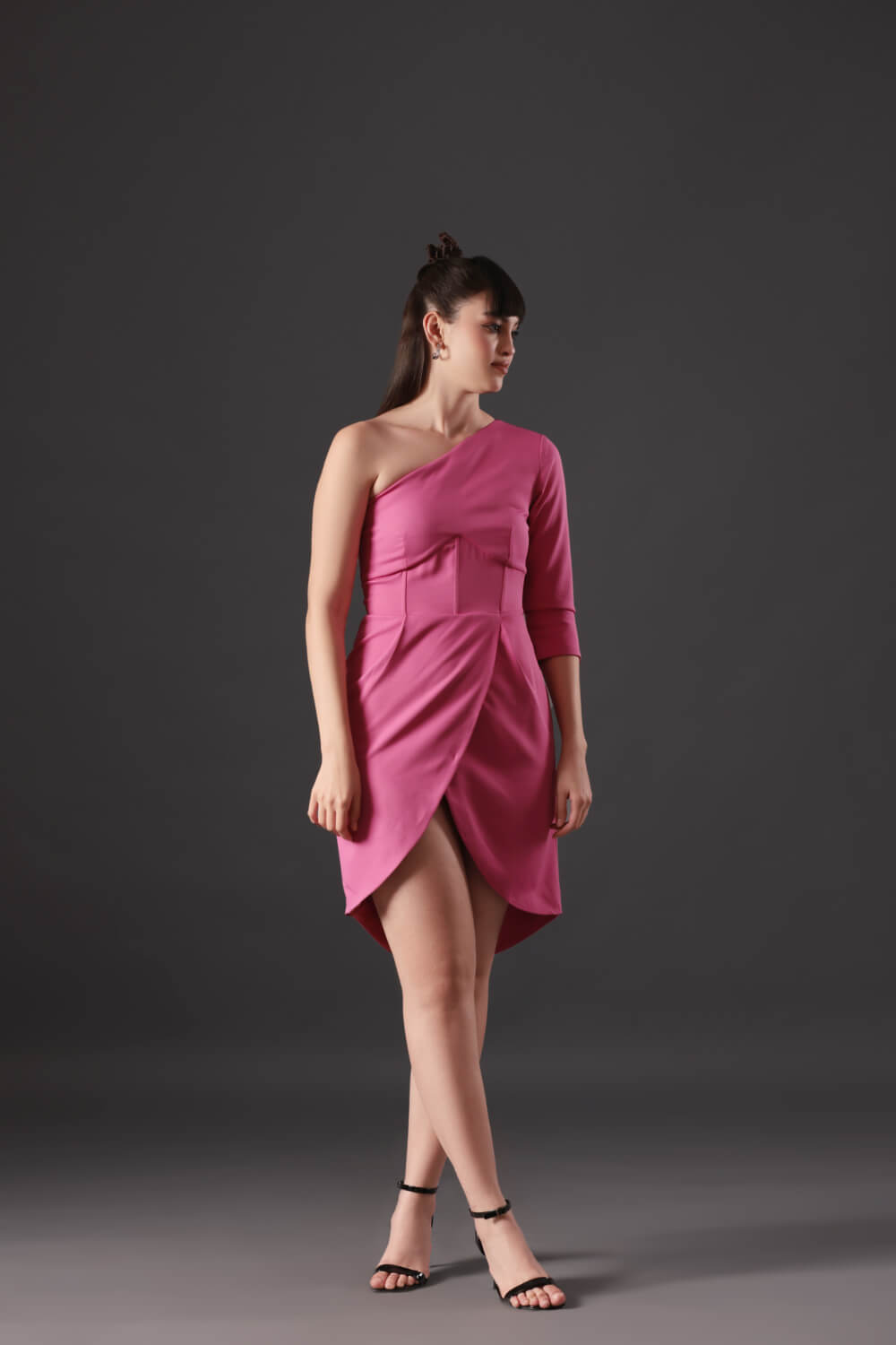 Pink Muse Dress - Stylish Crepe Dress - Meeami Fashion